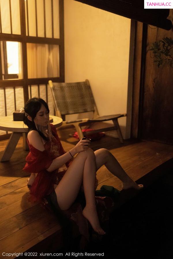 小奶瓶呜呜  [XiuRen]高清写真图 2022.08.25 No.5527 奶瓶第15张图片